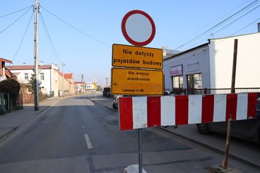 Zgodnie z zapowiedzią skrzyżowanie, na którym powstaje rondo, zostało zamknięte